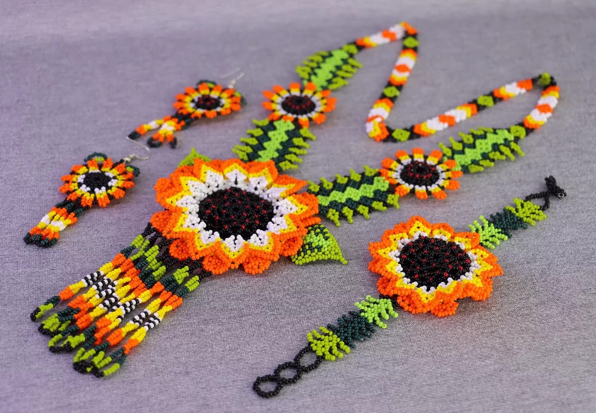 Set Collar Largo Chaquira Girasol Collar De Cuentas Huichol - Image 2