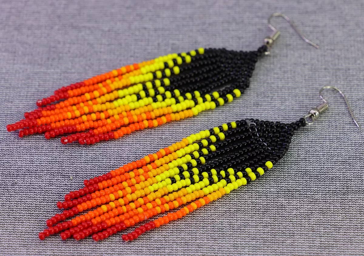 Aretes Flecos De Mostacillas Aretes De Cuentas Huichol - Image 2