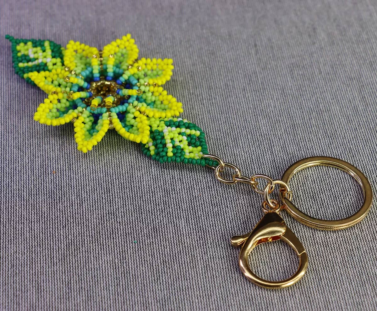 Llaveros De Chaquira Colgante De Flor Llaveros Artesanal - Image 3