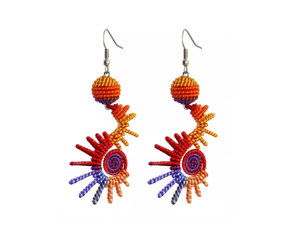 Aretes Colgante Bordadas De Colores Aretes De Moda