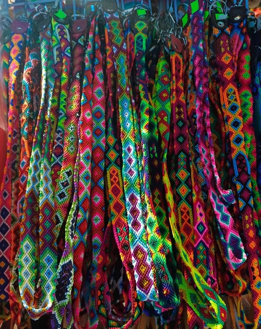 Lanyard Cinta Porta Gafete Bordados De Moda Artesanal - Image 4